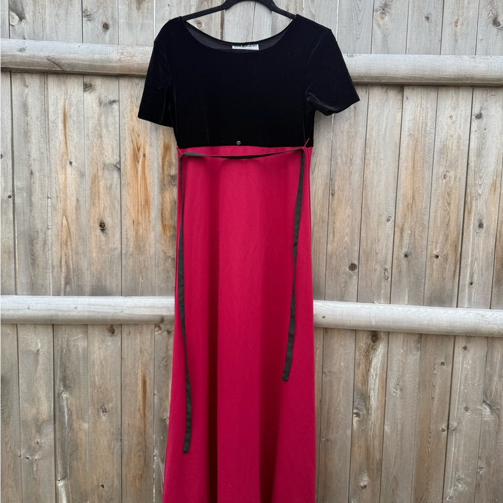 Vintage Velvet crop-top style formal dress
